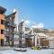 Fifth Avenue Unit 202, 2 Bedroom + Loft Condo, Huge Windows & Views. 2 Blocks to Skiing!