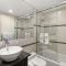 Glory Hole Unit C, Remodeled condo w/ excellent location, wood-burning fireplace & new kitchen