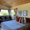 Deer Harbor Inn