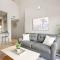 West Campus Oasis 2 Apts Accommodating 14 Guests - أوستن