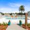 Ocean 20 - Sunny Seaside