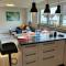 ALA Living Stil-Voll Apartment gemütlich & modern mit extra großem Parkplatz, Balkon, Arbeitsplatz & eigenem Eingang, 5min zur Ulm Messe und Autobahn - Neu Ulm