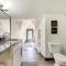 Chic and Historic Apartment about 6 Mi to Louisville!