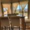 Lake Escape...Pool, Spa, Lake View, Pet Friendly