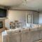 Lake Escape...Pool, Spa, Lake View, Pet Friendly