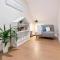 Renovated & Sophisticated Home Near Beach & Shops! - بارنستابل