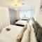 Cosy Croydon Apt Sleeps 5