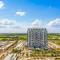 Modern Downtown Doral One-Bedroom Apt with Golf Course Views - ميامي