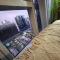 LuxeStaysMnl Coastal Chic Netflx 380MBPS Pool BGC - 马尼拉