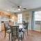 Walk to Beach Cozy Unit in Galveston! - 加尔维斯敦