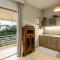 Quiet apartment with a garden - Atény