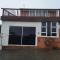 Sky Holiday House