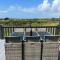 Modern Lodge with Amazing Views - 纽基
