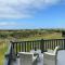Modern Lodge with Amazing Views - 纽基