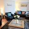 Bay View, Sleeps 18, 7 Bedrooms, 7 Bathrooms, Seafront, Criccieth