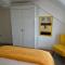 Glan y Mor, Sleeps 20, 8 Bedrooms, 8 Bathrooms, Seafront, Criccieth