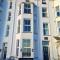 Glan y Mor, Sleeps 20, 8 Bedrooms, 8 Bathrooms, Seafront, Criccieth