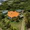 Waves Villa Guesthouse - 金斯敦