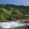 Independence Square 205, Stylish Hotel Room with AC, Great Location in Aspen