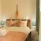 Stunning Guest House FREE WiFi &Parking