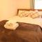 Stunning Guest House FREE WiFi &Parking