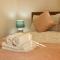 Stunning Guest House FREE WiFi &Parking