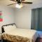 San Antonio Comfort 4 Bedroom 3 Bath home 5 Mins from Sea World