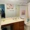 San Antonio Comfort 4 Bedroom 3 Bath home 5 Mins from Sea World