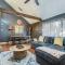 Hot Tub, Fire Pit and Barrel Sauna Poconos Abode