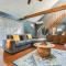 Hot Tub, Fire Pit and Barrel Sauna Poconos Abode