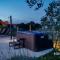 "Les Lièvres" House Air-conditioned Relaxation Oasis with Pool & Jacuzzi