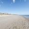 Beyond the Blue - Beachfront Beauty on Your Doorstep - Aspendale