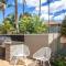 Kihei Bay Surf 208- Updated partial oceanview studio across from beach - Кихеи