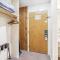 Cedarbrook Deluxe one bedroom suite located on 2nd floor with outdoor heated pool 21921 - 基灵顿