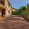 Rez de Jardin dans Villa