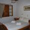 Sirocos Rooms And Studios