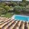 Casa familiar con piscina