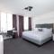 The Kelly Birmingham, Tapestry Collection By Hilton