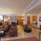 Executive Hotel Vintage Court