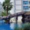 Grand Avenue Pattaya - Luxury Suite - 2 bedroom 2 baths - Pool-view - Паттайя