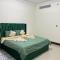2Bedroom Palm Jumeirah luxury Stay At Golden Mile 10