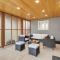Pacific Northwest Retreat Duplex 3min from Seattle