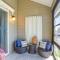 Charming Condo on Lake Erie with Community Pool - Sand Beach