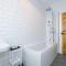 NEW! Gorgeous 2-bed home in Chester City Centre by 53 Degrees Property - Incredible location, Ideal for Small Groups - Sleeps 6! - 切斯特
