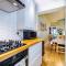 NEW! Gorgeous 2-bed home in Chester City Centre by 53 Degrees Property - Incredible location, Ideal for Small Groups - Sleeps 6! - 切斯特