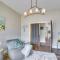 Covered Patio and Yard Texas Escape in Keene - كيلبورن
