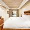 Chateau Eau Claire Unit 22, Condo Overlooking the Roaring Fork River with a Private Deck - Aspen