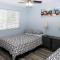 Elegant 2BR Condo with Pool near Crystal Lake - 迪尔菲尔德海滩