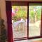 2 Bedroom, Sea Side Retreat Saronida