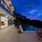TWO SISTERS HILL Villa - Spectaculaire vue sur mer